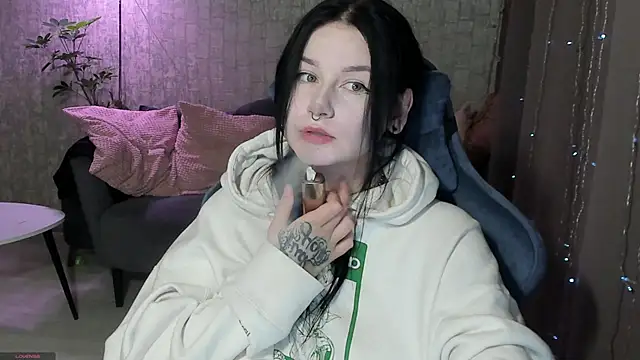 AlinaGreeeen online show from September 13, 12:32 am