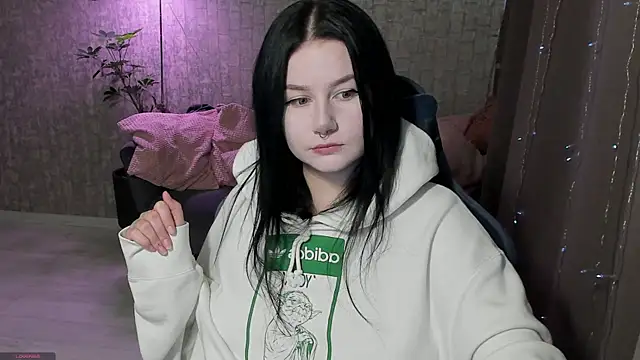 AlinaGreeeen online show from September 14, 12:54 am
