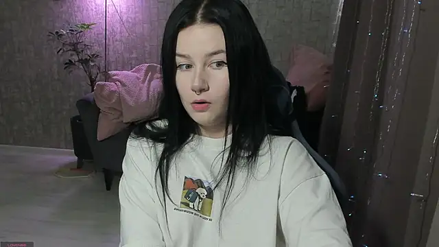 AlinaGreeeen online show from September 18, 8:49 am