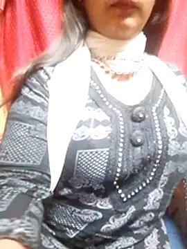 Snapshot of Babe_Doll04 chatting on November 3, 11:44 am Babe Doll04 online show from November 3, 11:44 am