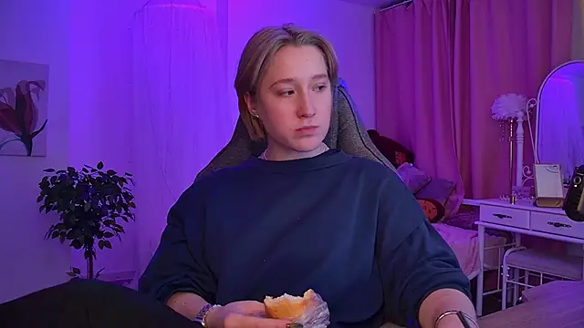 CinBellamy online show from January 18, 5:33 am