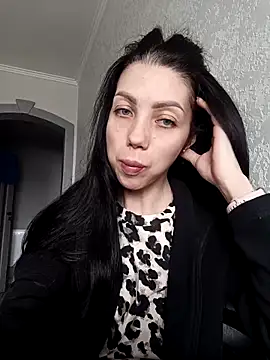 Snapshot of Princessa99885 chatting on February 24, 8:34 am Princessa99885 online show from February 24, 8:34 am