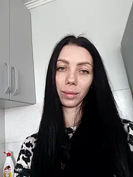 Snapshot of Princessa99885 chatting on March 5, 9:38 am Princessa99885 online show from March 5, 9:38 am