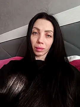 Snapshot of Princessa99885 chatting on March 24, 7:24 am Princessa99885 online show from March 24, 7:24 am
