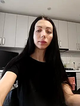 Snapshot of Princessa99885 chatting on April 1, 7:20 am Princessa99885 online show from April 1, 7:20 am