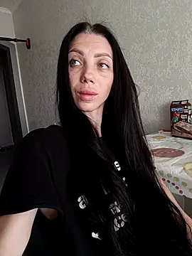 Snapshot of Princessa99885 chatting on May 5, 6:21 am Princessa99885 online show from May 5, 6:21 am