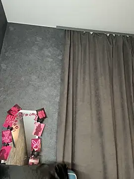 FavoriteKira online show from November 29, 8:01 pm