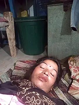 MISS LOVE 001 online show from November 6, 6:31 pm