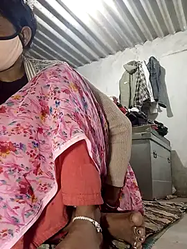 MISS LOVE 001 online show from February 17, 4:02 pm