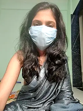 Shivani2002 online show from February 4, 5:41 pm