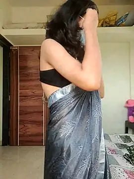 Shivani2002 online show from March 2, 10:00 am