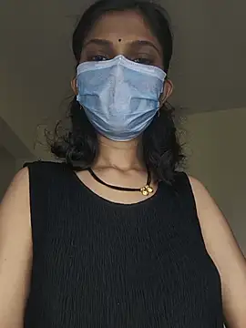 Shivani2002 online show from July 13, 3:53 am