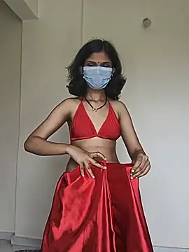 Shivani2002 online show from July 16, 9:15 am