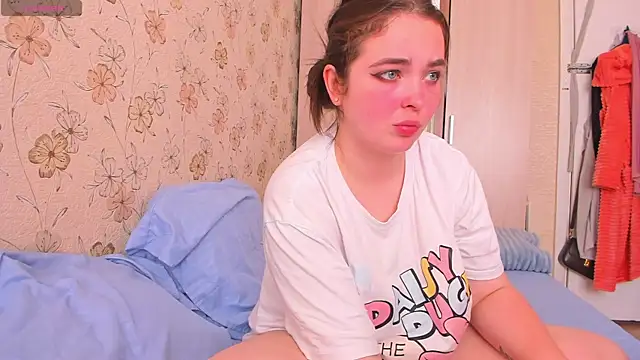 Alice next door online show from June 3, 11:13 am