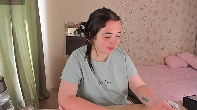 Alice next door online show from July 2, 10:43 am