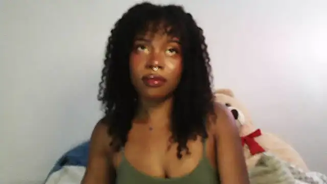 SparklingSoleil online show from September 27, 12:04 am