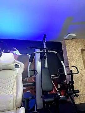 Mister Obsession online show from November 14, 7:01 pm