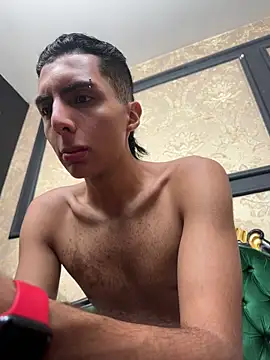 Mister Obsession online show from February 1, 6:50 pm