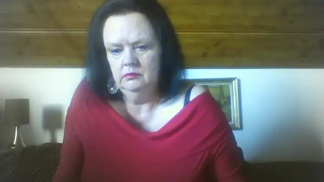 TiffanyMature online show from September 20, 8:15 am