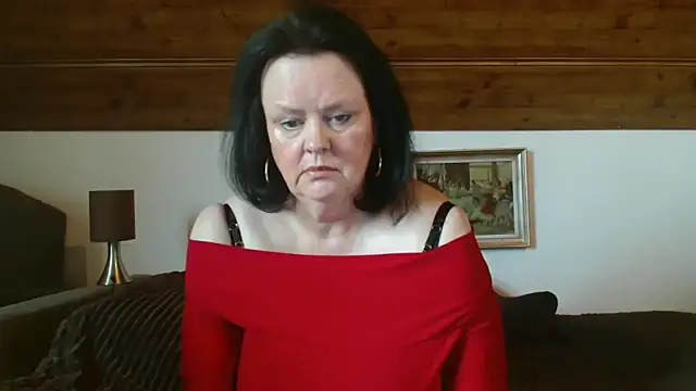 TiffanyMature online show from October 15, 8:36 am