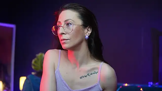 RubyRosa online show from June 11, 10:30 pm