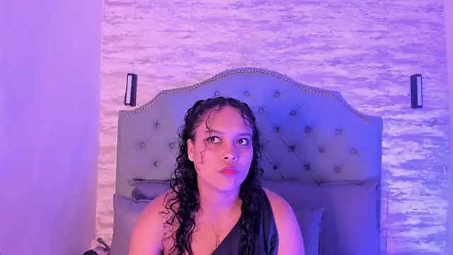 ValeriaJulio  online show from September 23, 11:35 am