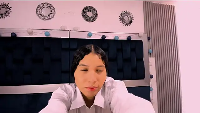 Isabella motero online show from September 13, 12:27 pm