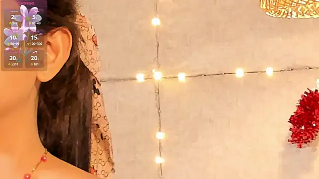 VioletHilton online show from December 15, 7:29 pm