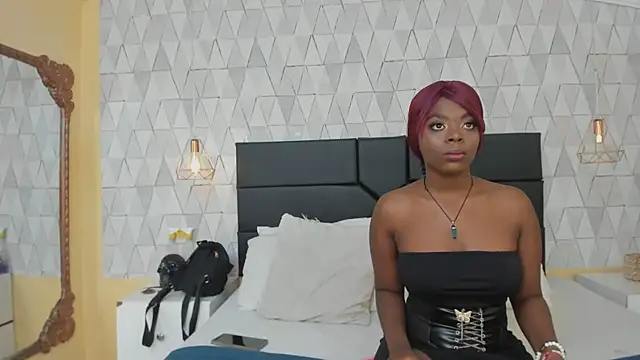 OliviaGarciaa online show from December 2, 9:43 pm