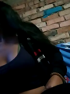 Snapshot of LUNAROSE_SEX chatting on September 28, 3:45 am LUNAROSE SEX online show from September 28, 3:45 am