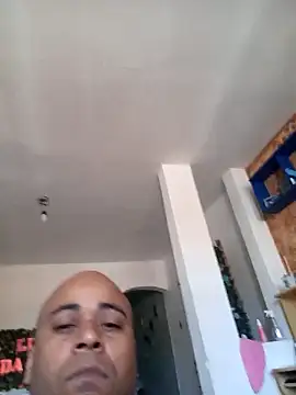 reisloko online show from October 25, 11:40 am