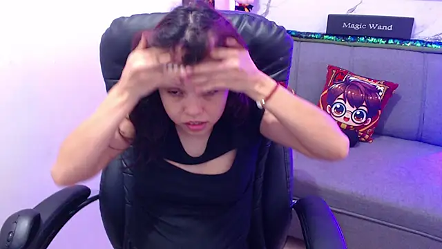 minnie cake online show from October 24, 4:20 am