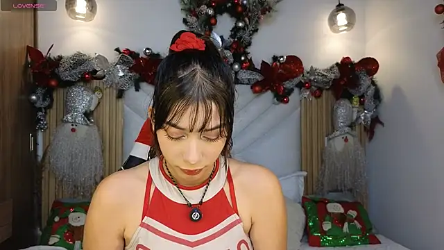 lila min online show from November 29, 2:20 pm