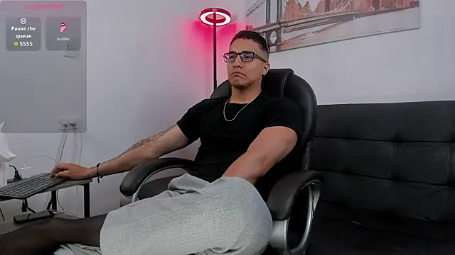 Snapshot of Dash_Bukoski chatting on October 11, 11:20 am Dash Bukoski online show from October 11, 11:20 am