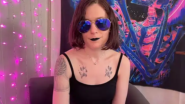 mistressannafoxx online show from September 18, 8:44 pm