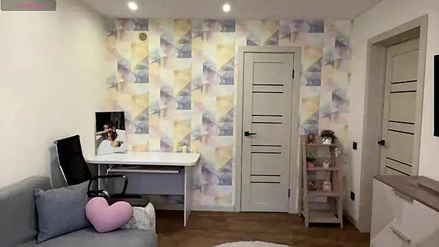 Snapshot of NylaNadler chatting on February 27, 6:02 am NylaNadler online show from February 27, 6:02 am