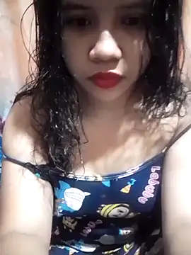 Snapshot of hotmomma8 chatting on June 4, 1:55 am hotmomma8 online show from June 4, 1:55 am
