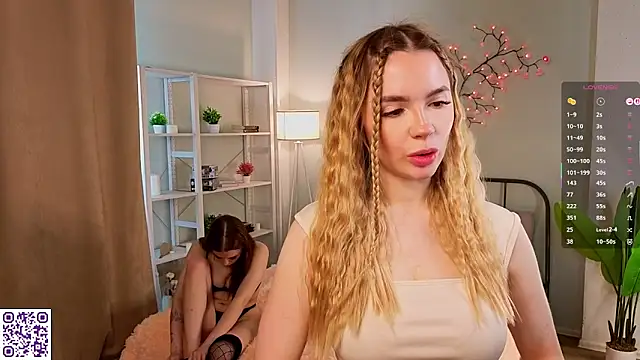 TashiaBosack online show from May 5, 1:02 am
