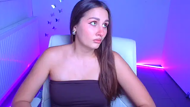 Stefanie Sweet online show from September 24, 11:35 am