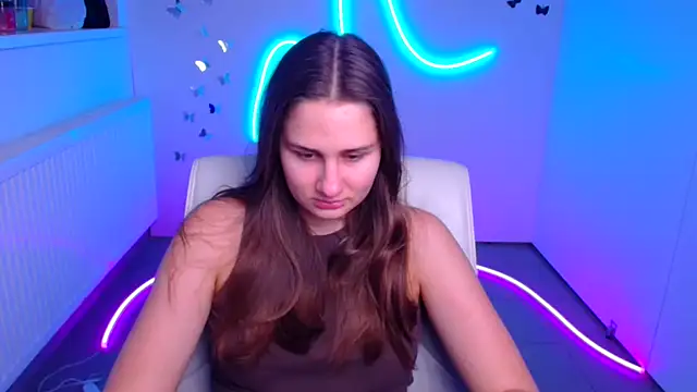 Stefanie Sweet online show from December 3, 6:32 am