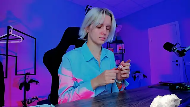 BethanyCloud online show from October 22, 5:30 am