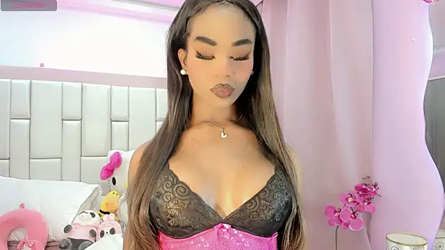 Snapshot of DarliingSweet chatting on June 8, 12:38 pm DarliingSweet online show from June 8, 12:38 pm