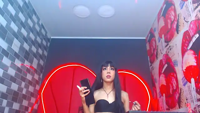 Snapshot of julessxcharlotte chatting on October 6, 2:03 pm julessxcharlotte online show from October 6, 2:03 pm