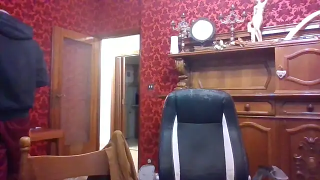 omihaze94 online show from December 14, 8:46 pm