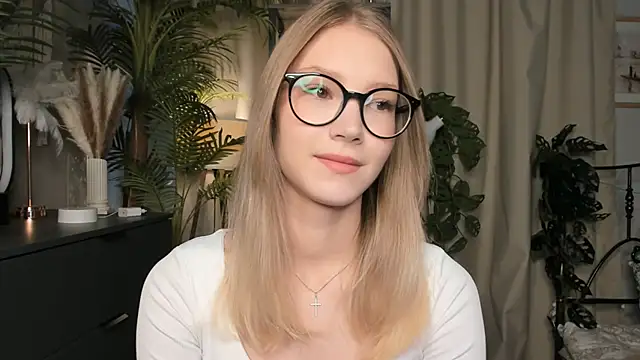 ChinBonnell online show from October 16, 4:46 am