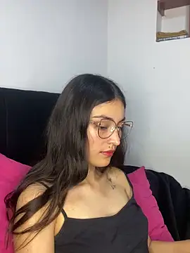 hotwife26 online show from May 14, 5:25 am
