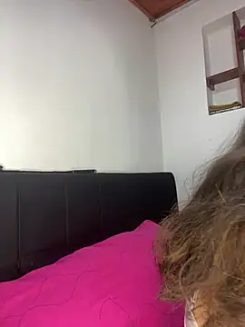 hotwife26 online show from June 9, 7:58 pm