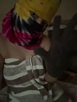 crazy111girl online show from February 12, 8:53 am