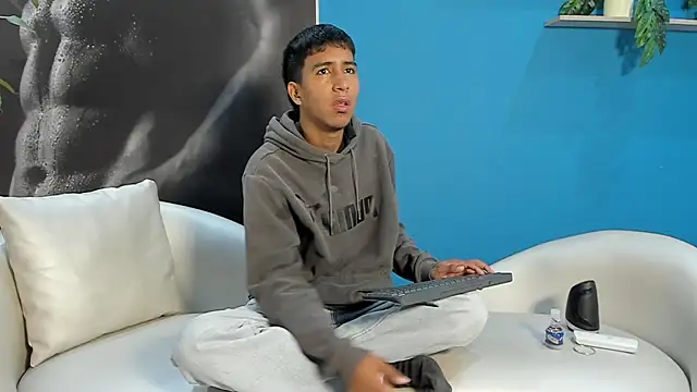 ender h0t online show from January 14, 1:39 pm