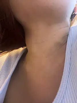 Snapshot of VictoriaFerro chatting on April 14, 1:06 pm VictoriaFerro online show from April 14, 1:06 pm